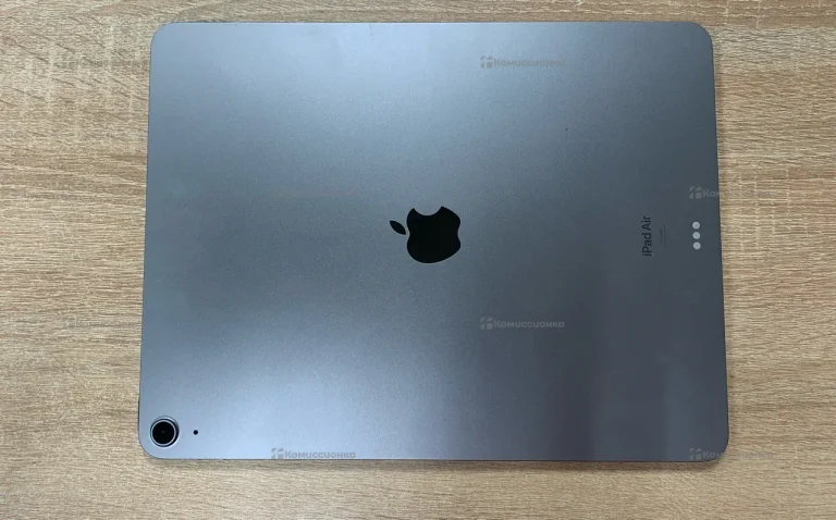 Планшет Apple iPad Air 13 m2 256gb