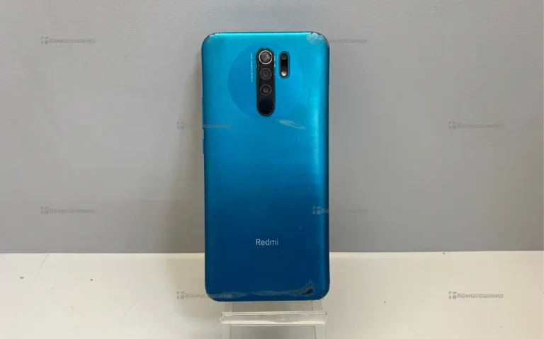 Xiaomi Redmi 7 3/32 ГБ