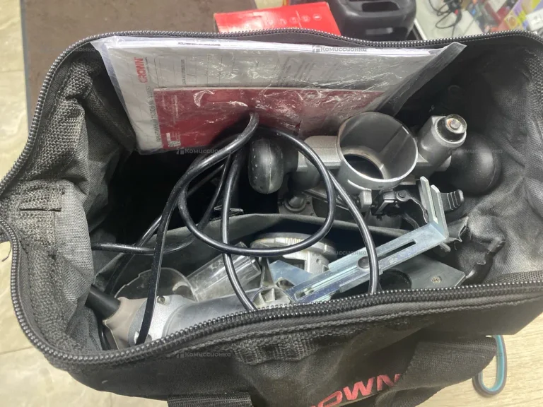 Фрезер CROWN CT11023S