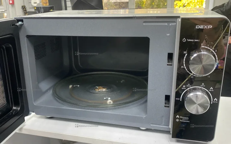 Микроволновая печь  DEXP 40FCS1
