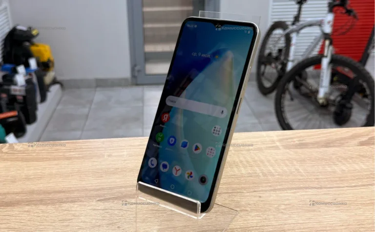 Realme C33 4/128 ГБ