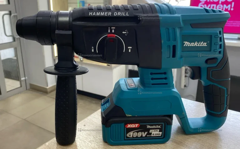перфоратор аккумуляторный Makita Hammer Drill репл