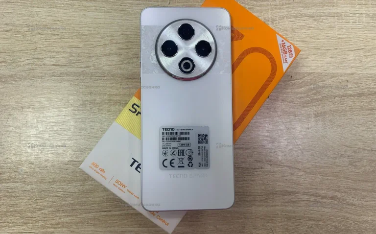 Tecno Spark 30 8/128 ГБ