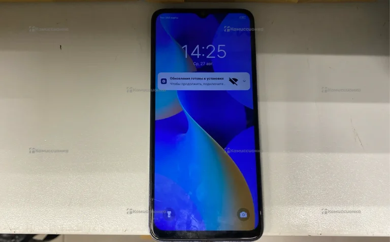 Tecno Spark 10 4/128gb.