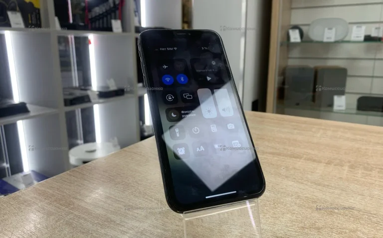 Apple iPhone XR 3/64 ГБ