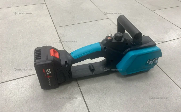 цепная аккумуляторная пила Makita реплика