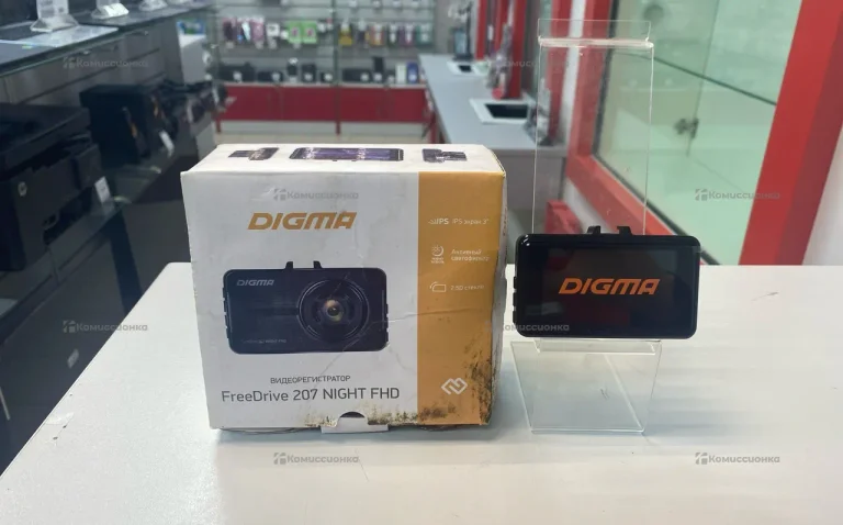 Регистратор FreeDrive 207 night fhd