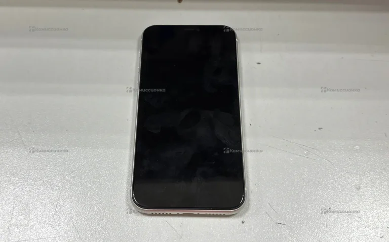 Apple iPhone 11 64 ГБ