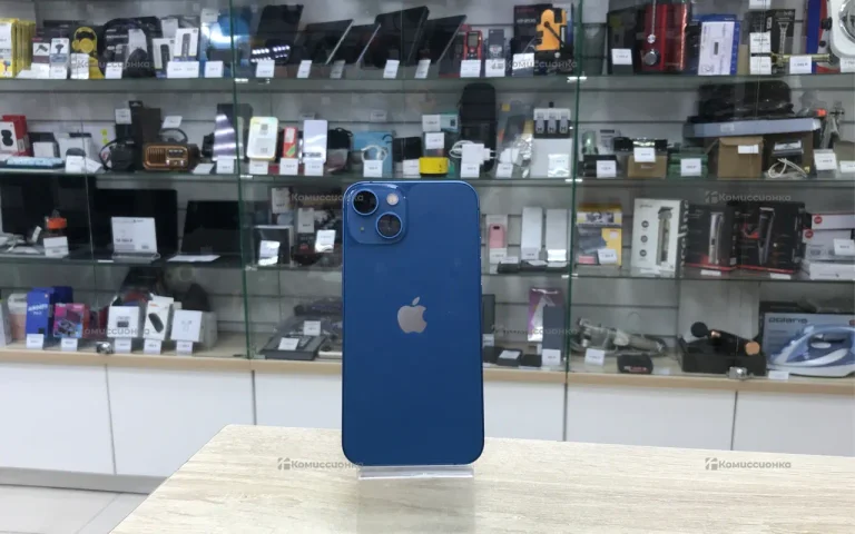 Apple iPhone 13 128 ГБ.
