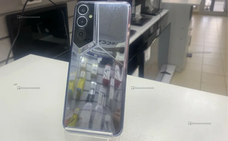 Tecno Pova Neo 2 4/64 ГБ