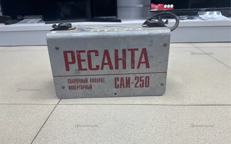 Сварочный аппарат РЕСАНТА САИ-250 (без проводов)