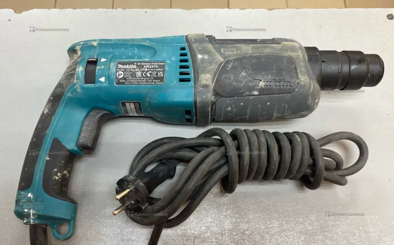 Перфоратор Makita HR2470