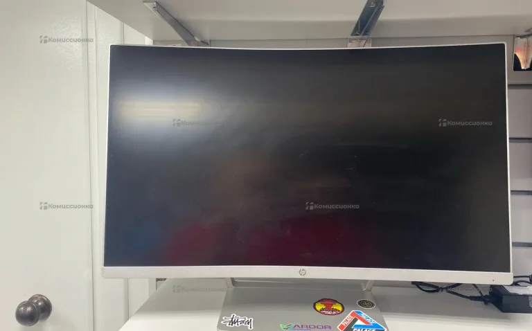 Монитор HP 27 Curved Display