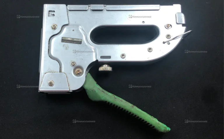 строительный степлер Stayer