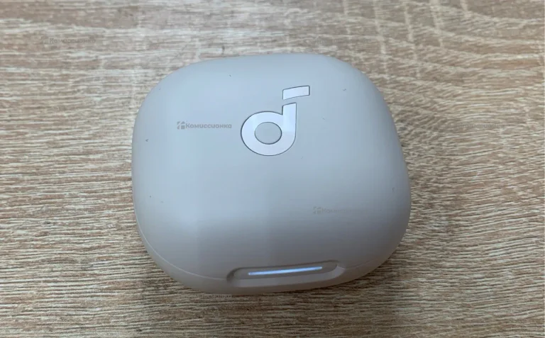 Наушники  Soundcore p40i