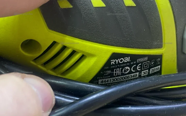 шлифмашина Ryobi EPS80RS