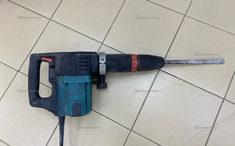 Отбойный молоток makita HM1202C