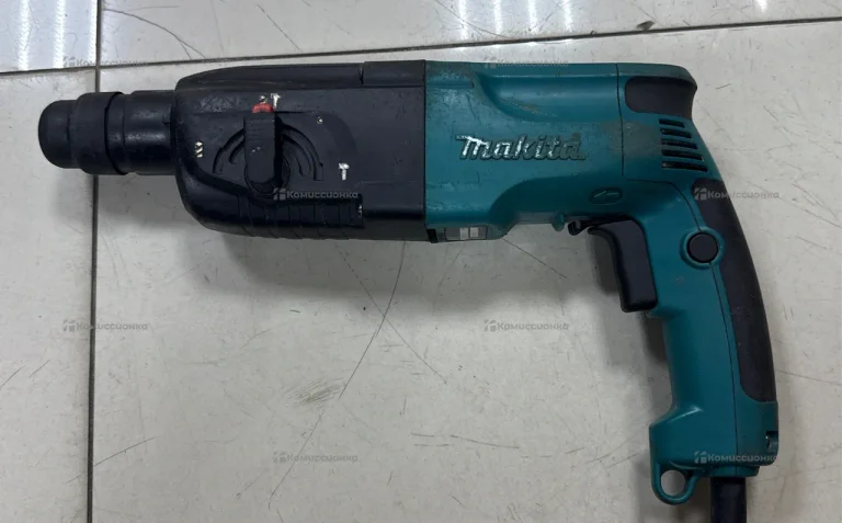 Перфоратор Makita HR2450