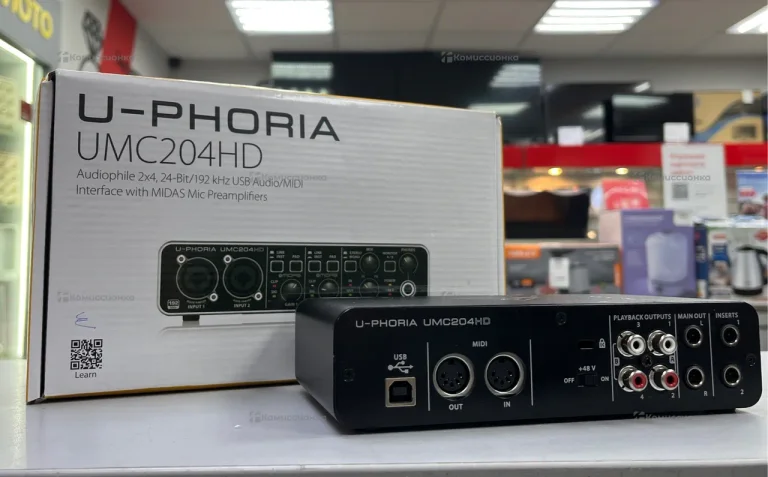 Звуковая карта Behringer U-Phobia UMC204HD