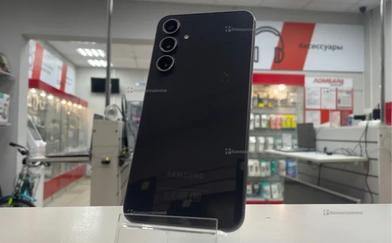 Samsung Galaxy S23 FE 8/128 ГБ