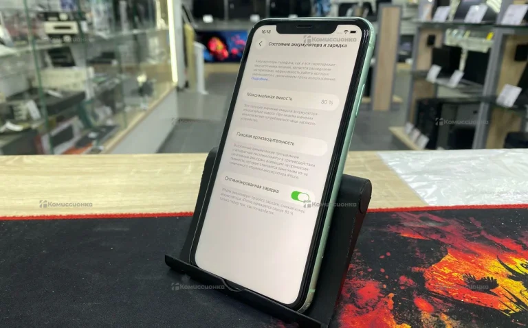 Apple iPhone 11 4/64 ГБ