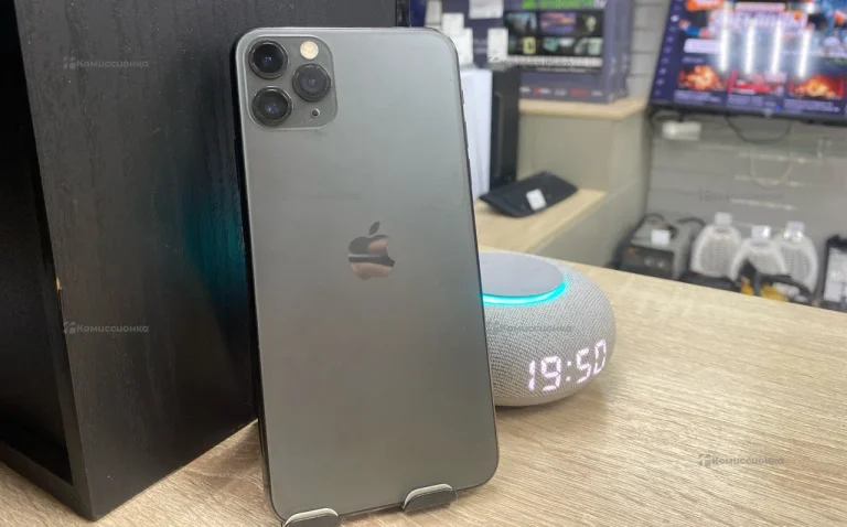 Apple iPhone 11 Pro Max 4/256 ГБ