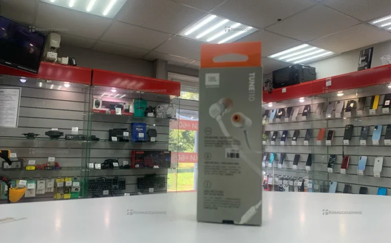 Наушники  JBL tune110