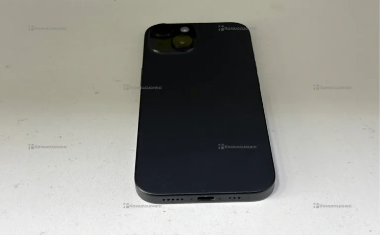 Apple iPhone 15 6/128 ГБ