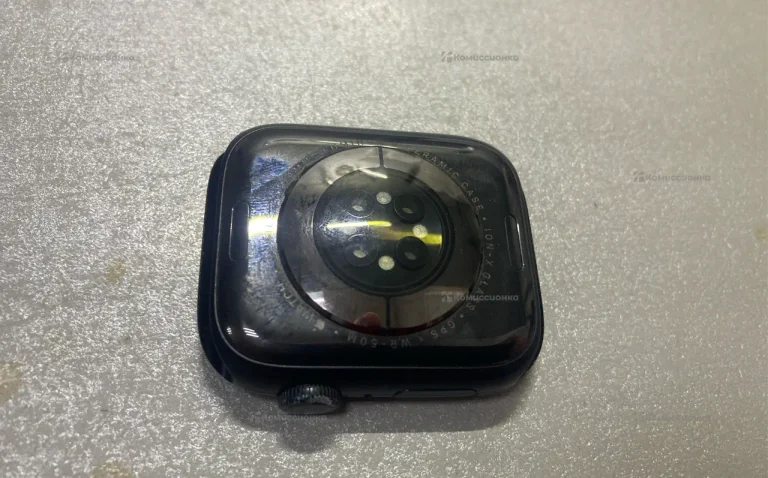 Часы  Apple Watch Series 7