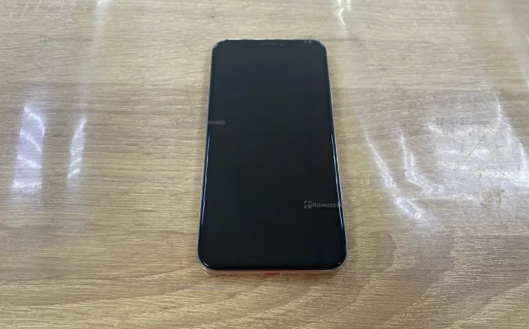 Apple iPhone X 3/64 ГБ