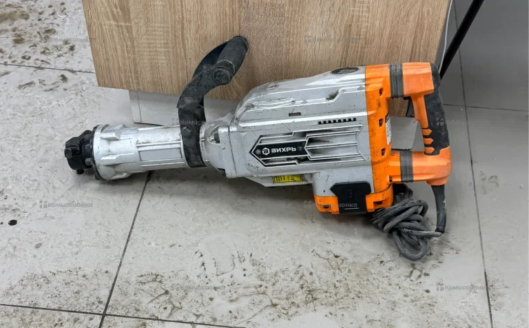 Отбойный молоток Вихрь ОМ-1750Э