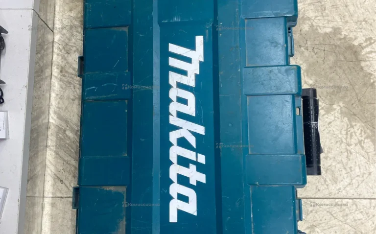 Отбойный молоток Makita hr1203c