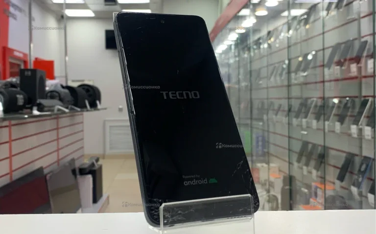 Tecno Spark 20C 4/128 ГБ
