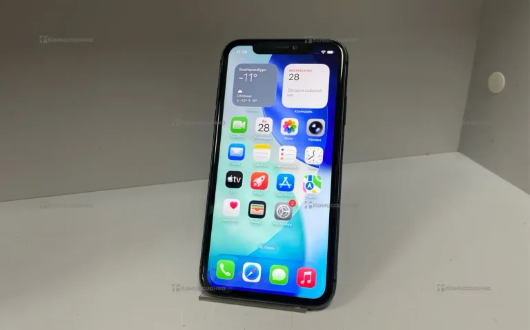 Apple iPhone 11 4/64 ГБ