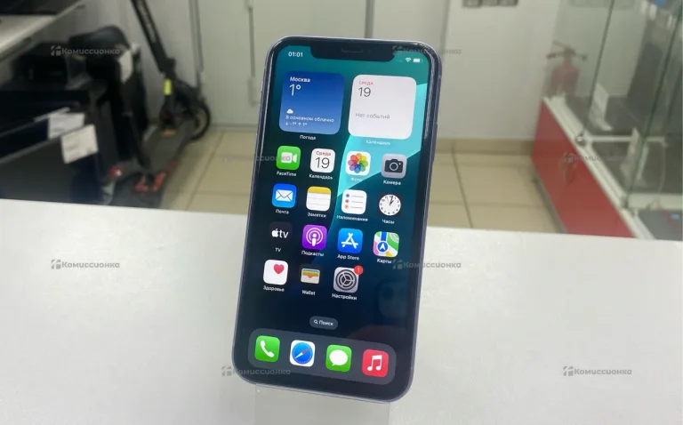 Apple iPhone 11 4/128 ГБ 74%