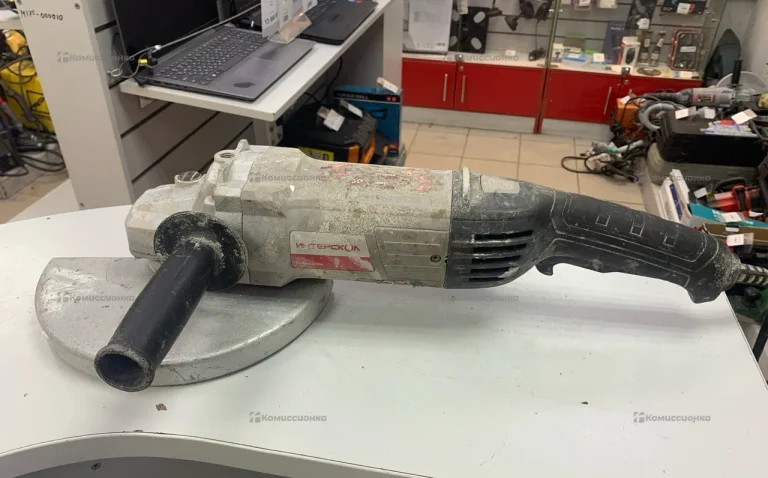 УШМ Интерскол УШМ-2324М.