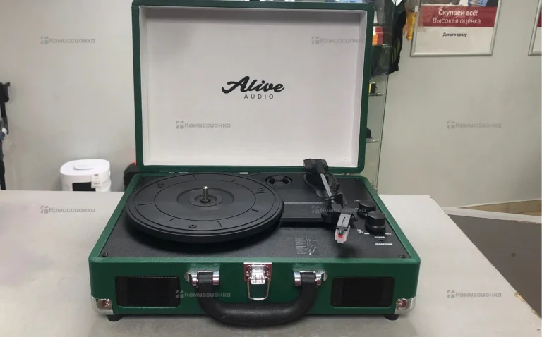 Виниловый проигрыватель Alive clam