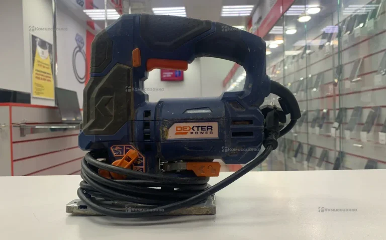 Электролобзик Dexter NC 750 IS