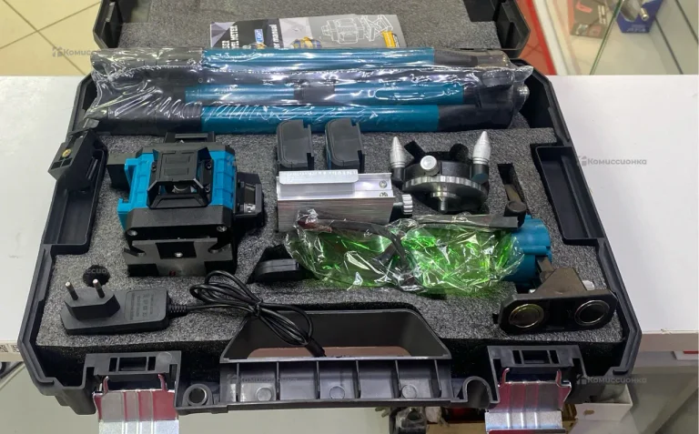 Лазерный уровень Makita