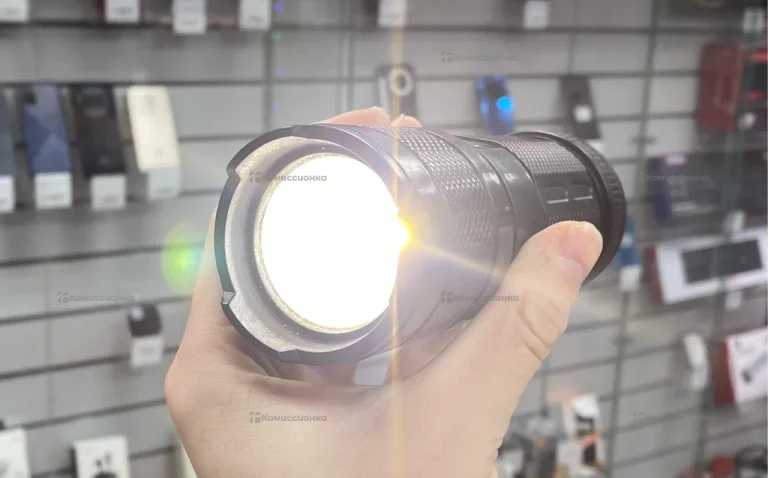 фонарик Черный