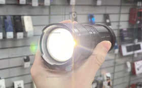 Купить фонарик Черный б/у , в Москва и область Цена:490рублей