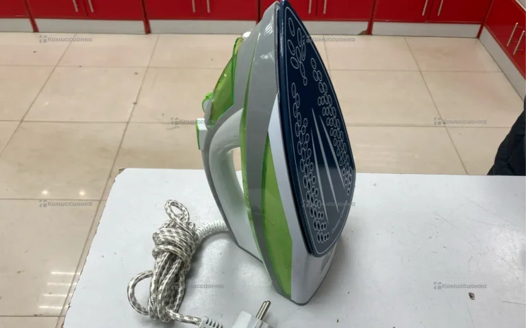 Утюг Maestro MR303C