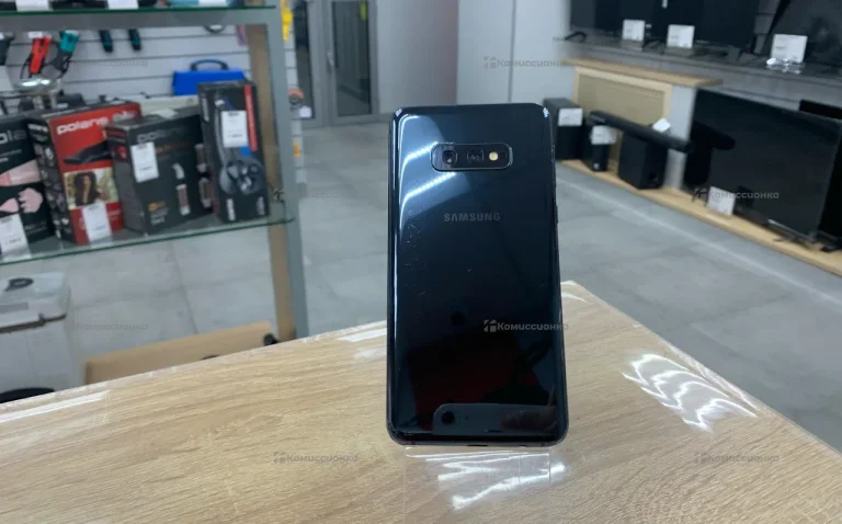 Samsung Galaxy S10E 6/128Gb