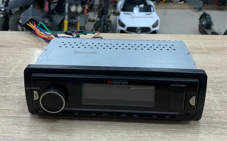 Автомагнитола  Nakamichi