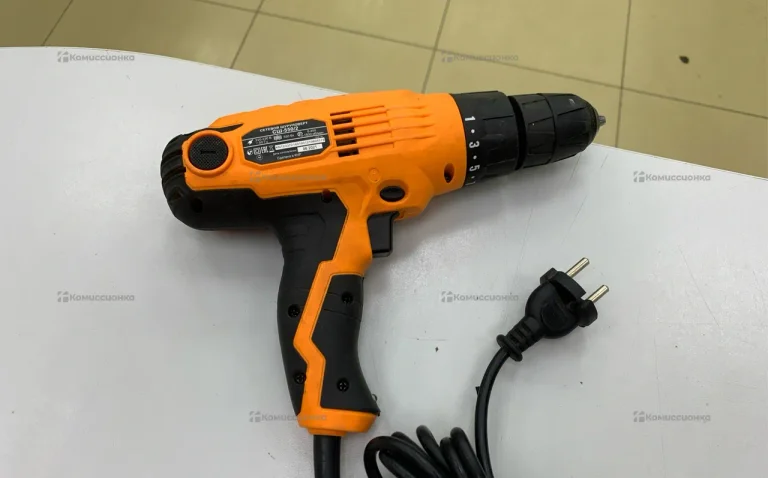 Сетевой шуруповерт ВИХРЬ СШ-550/2