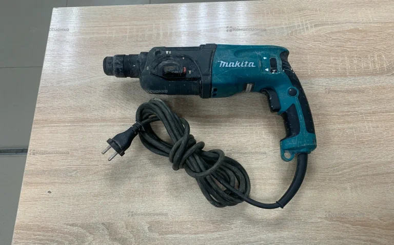 Перфоратор HR2470.