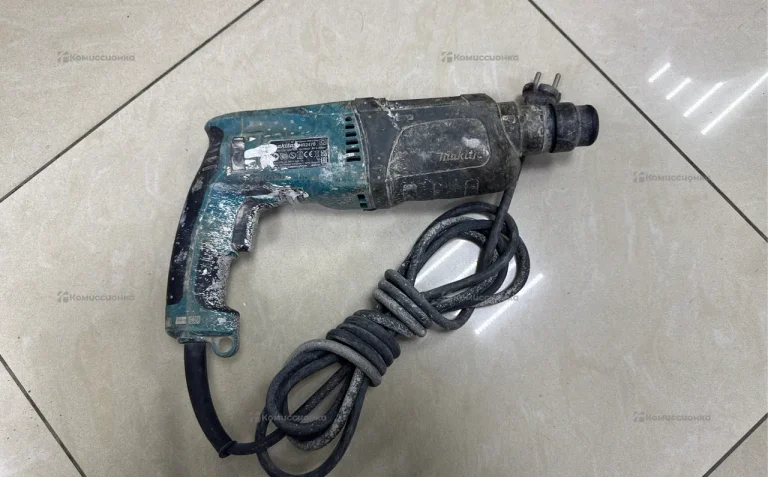Перфоратор makita HR2470