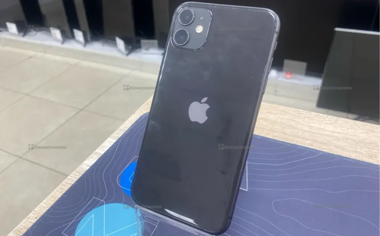 Apple iPhone 11 4/128 ГБ