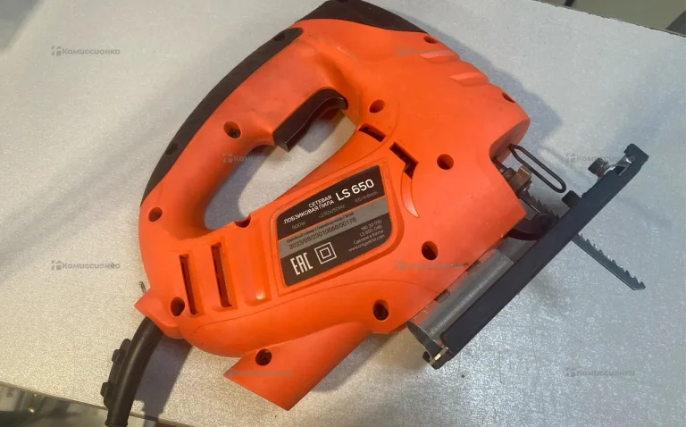 Электролобзик PATRIOT LS 650