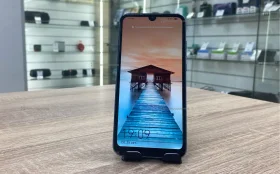 Honor 10 Lite 3/64 ГБ